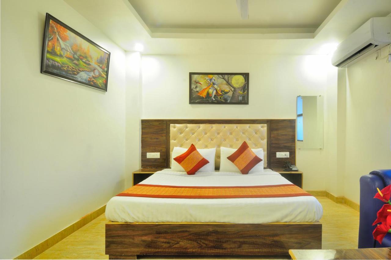 Hotel Noida Delight エクステリア 写真
